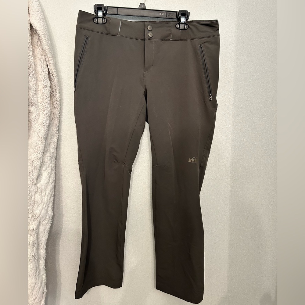 REI Semi-Fitted Hiking Pants